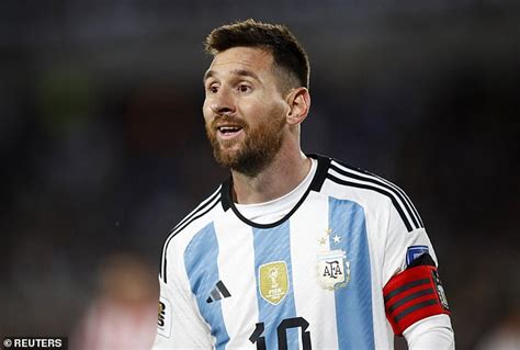Lionel Messi plays as substitute in Argentina’s 1-0 World Cup qualifying win over Paraguay